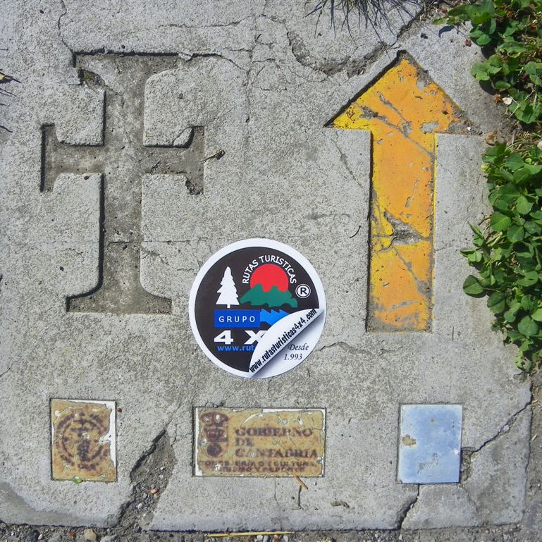 PEREGRINOS SOBRE RUEDAS-Camino Santo Lebaniego, Xacobeo y Garabandal