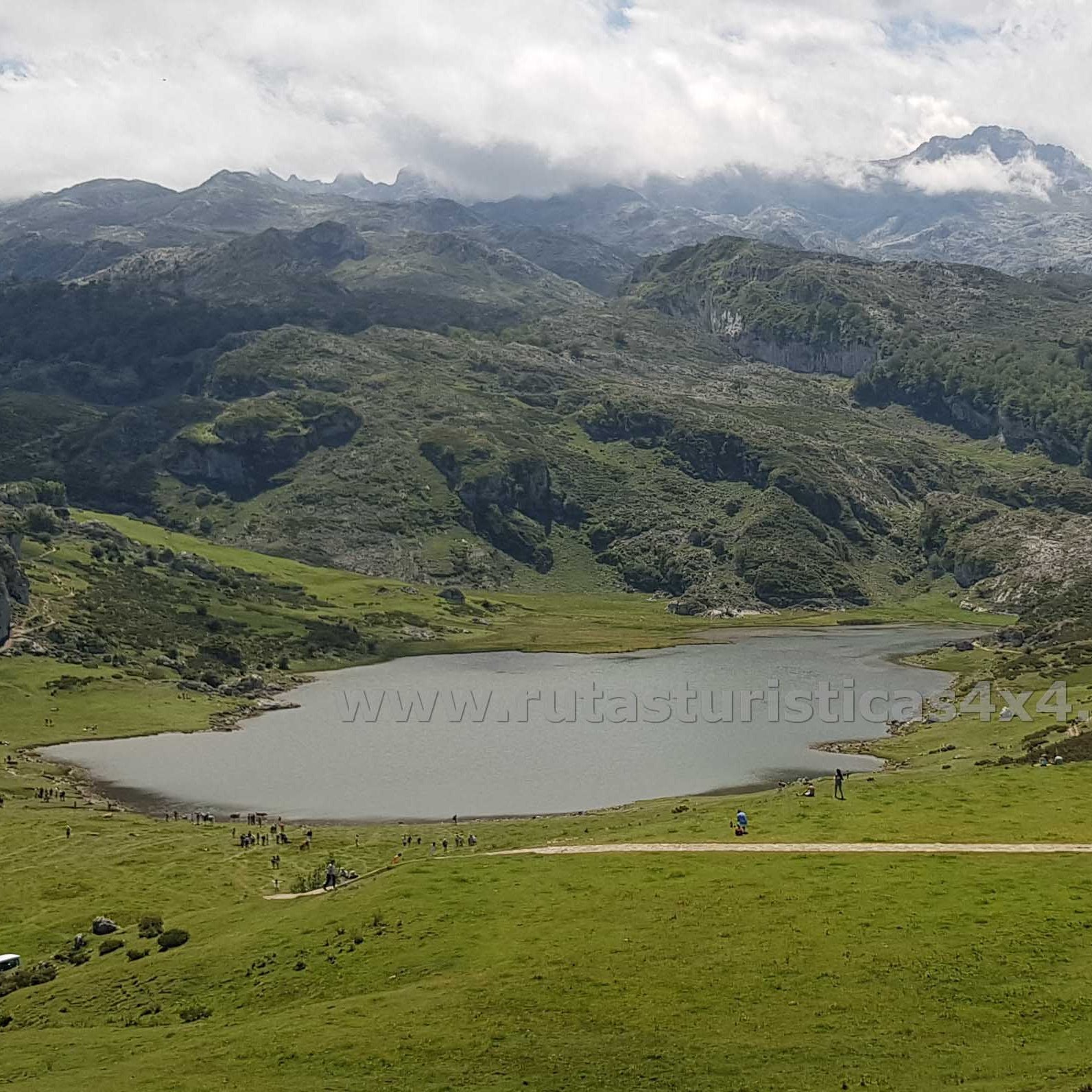 LAGOS DE COVADONGA en 4x4