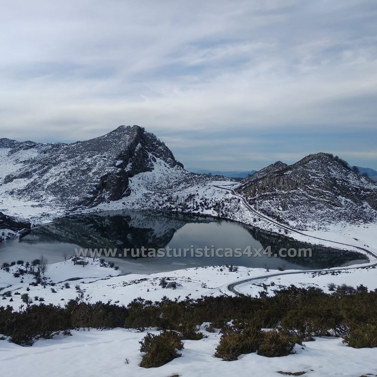 LAGOS DE COVADONGA en 4x4