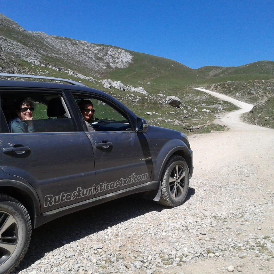 TOUR PICOS DE EUROPA. Gigantes hitos para los navegantes.